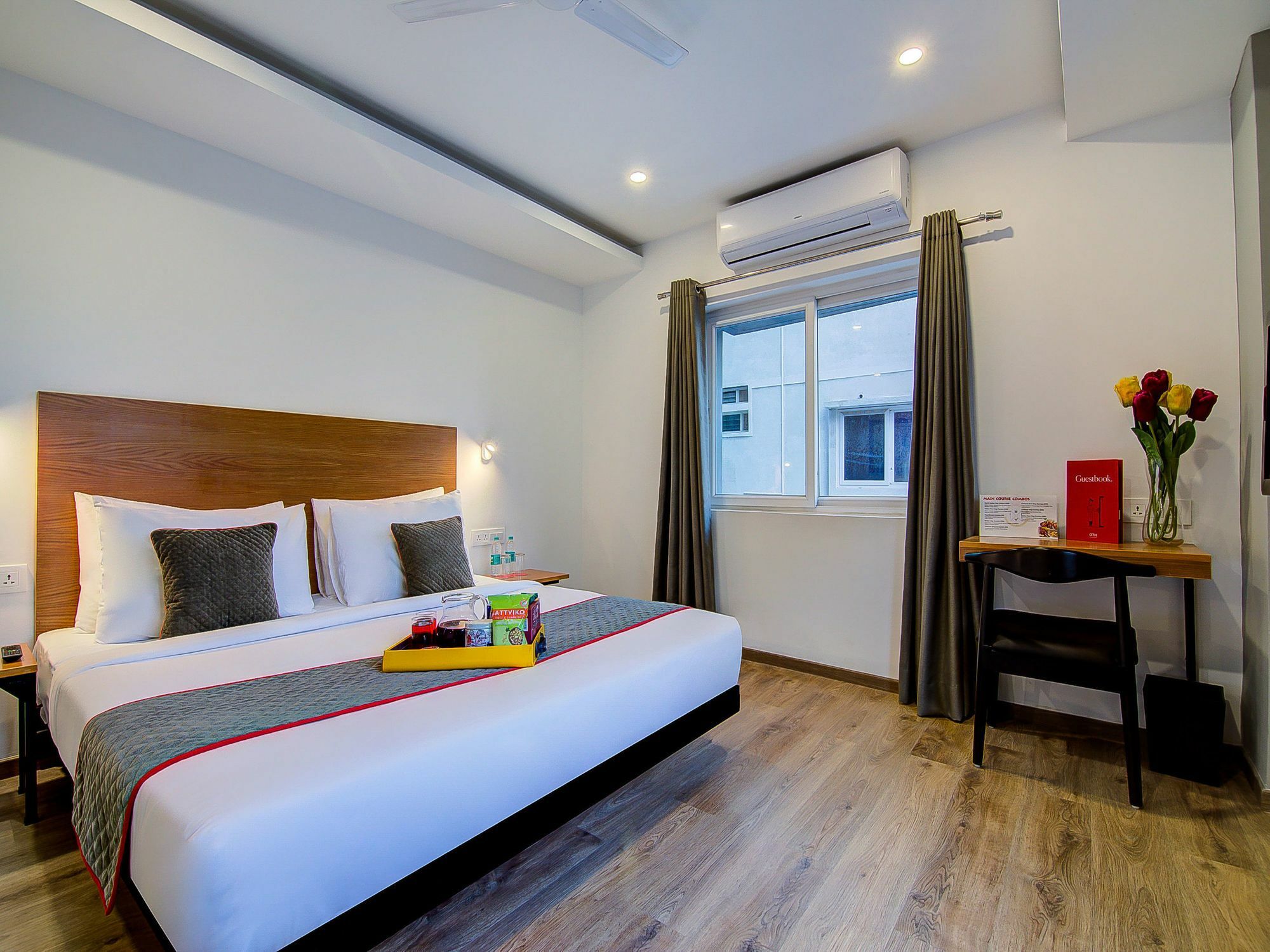 Oyo Townhouse 034 -Halcyon Hitech City Road 海得拉巴 外观 照片